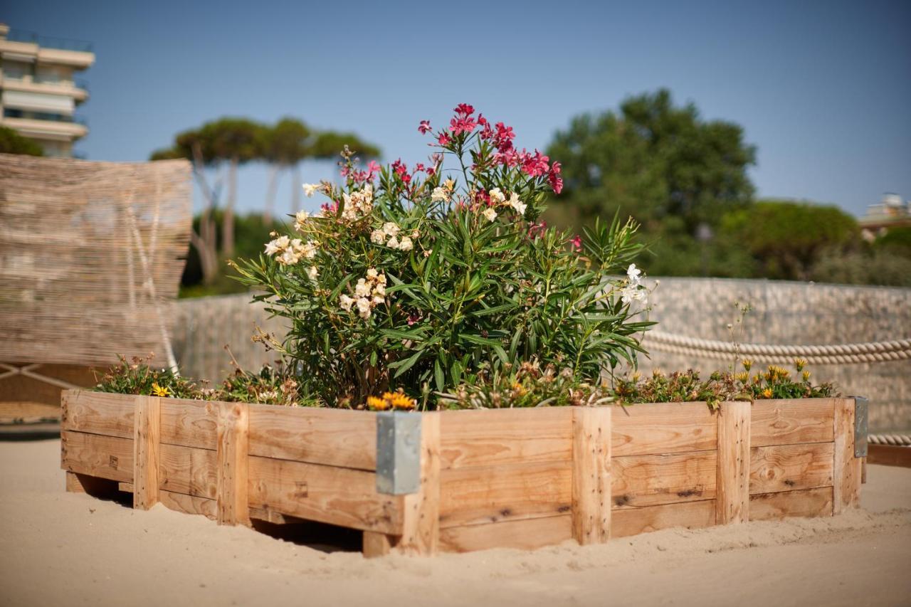 Hotel Saraceno Resort With Private Beach Milano Marittima Dış mekan fotoğraf