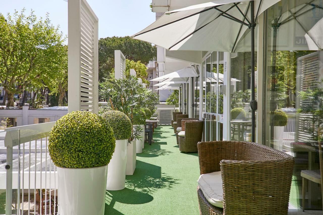 Hotel Saraceno Resort With Private Beach Milano Marittima Dış mekan fotoğraf